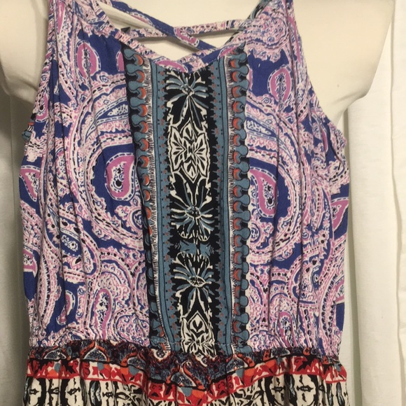Patterned Romper - Picture 2 of 5